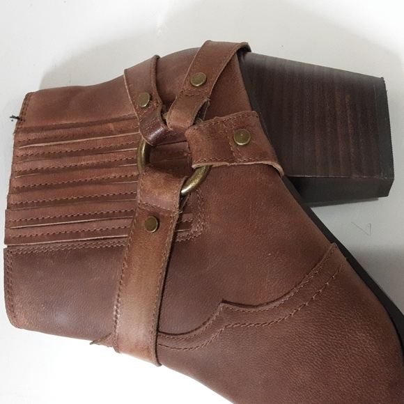 Bella Vita Women's Bronx Western  festival leather ankle Boots  7.5M rodeo Y2K - Picture 9 of 13